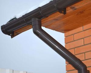 Муфта соединительная коричневая Дёке DACHA